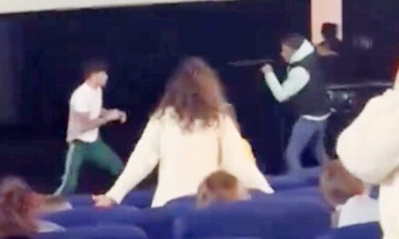 Rissa al cinema, pugile salva una donna dalle violenze del compagno: “Chiedo scusa ma dovevo farlo”